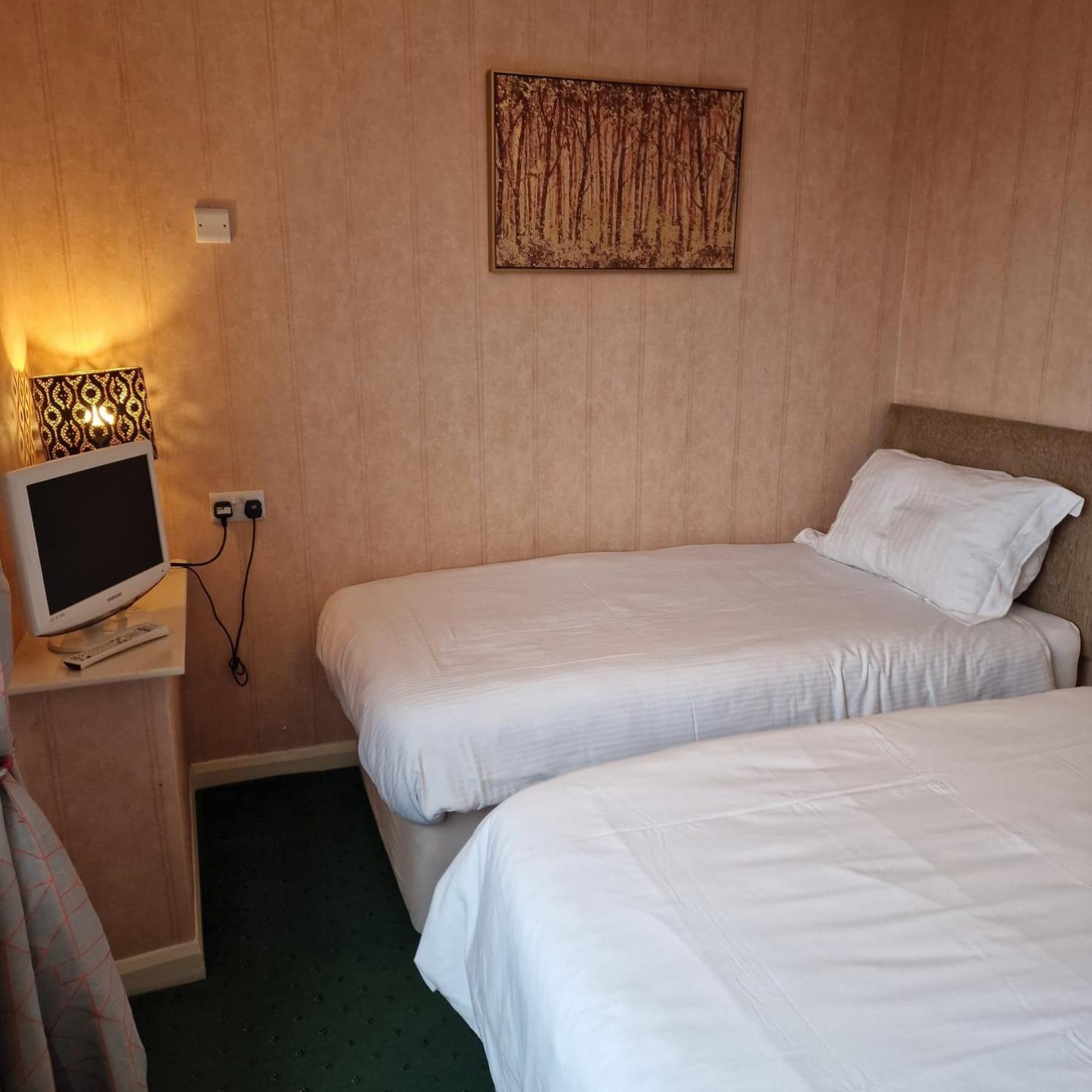 The Sands Hotel Пейнтън Екстериор снимка