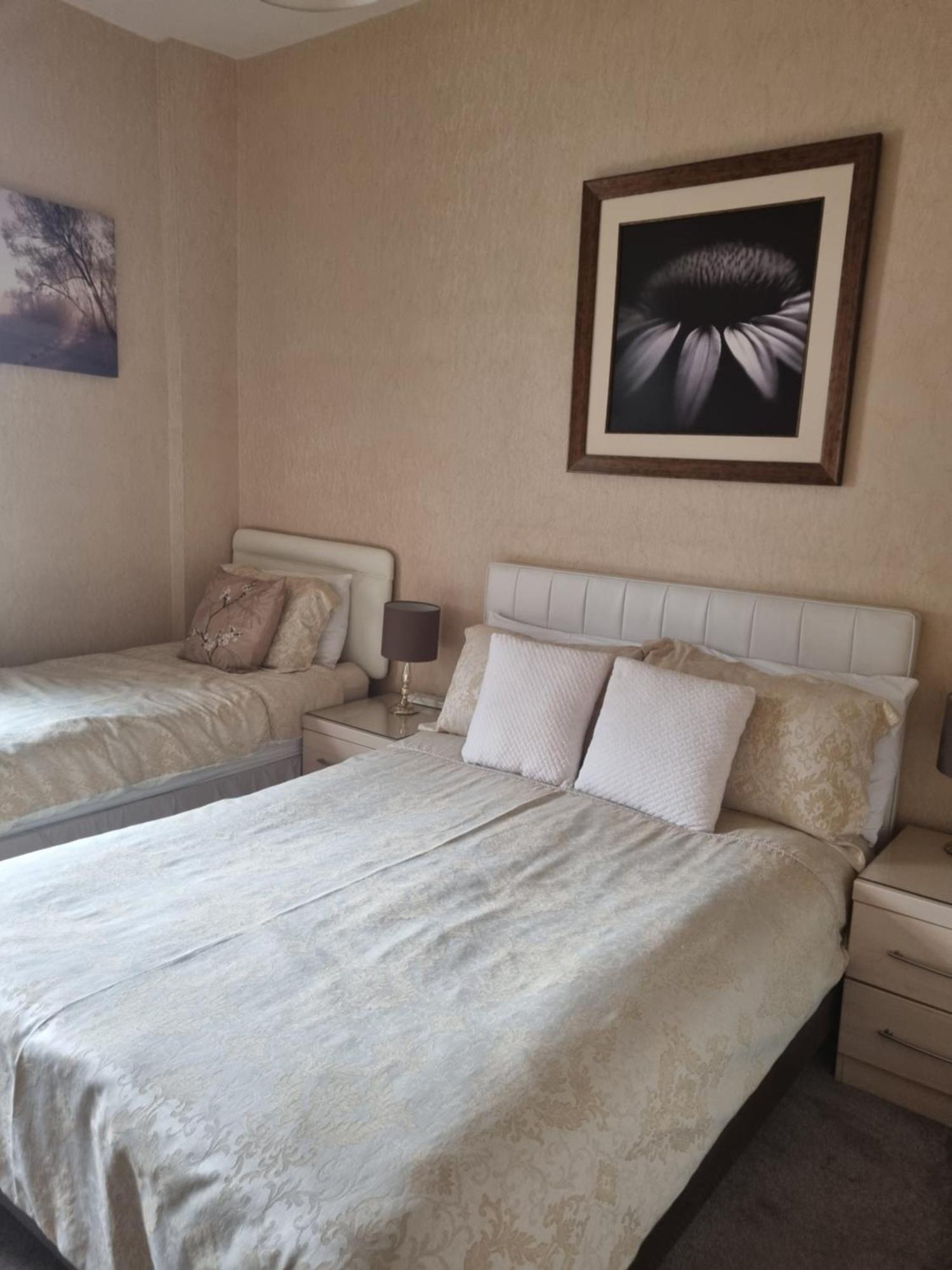 The Sands Hotel Пейнтън Екстериор снимка