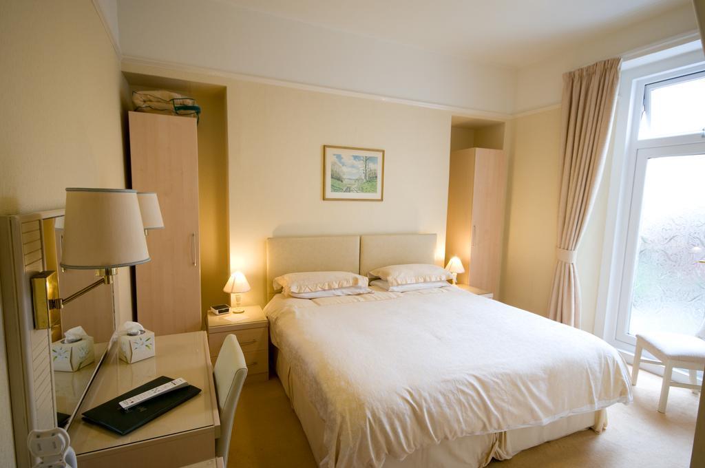 The Sands Hotel Пейнтън Екстериор снимка