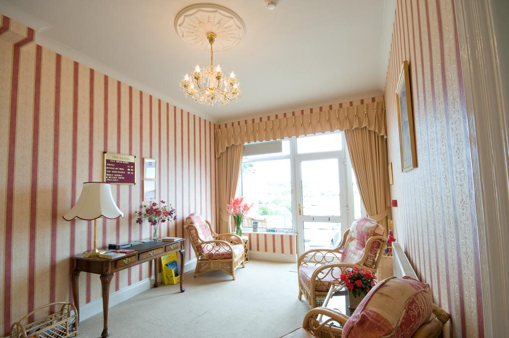 The Sands Hotel Пейнтън Екстериор снимка